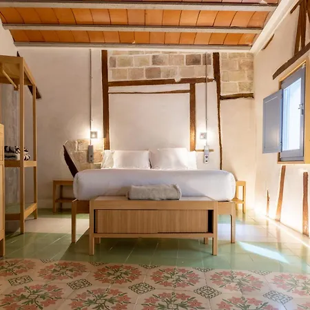 Ξενοδοχείο Carlos V 3*