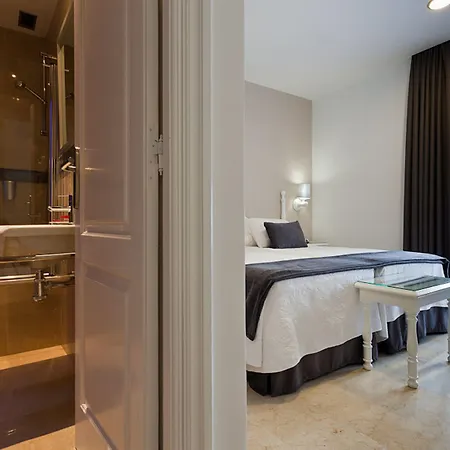 Carlos V Ξενοδοχείο