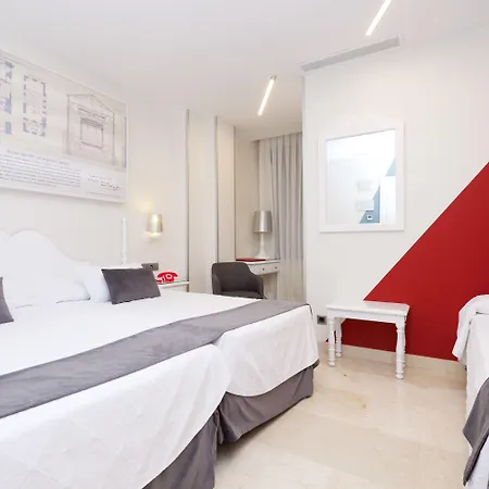 Carlos V Ξενοδοχείο 3*