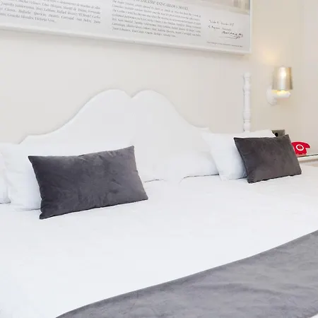 Hotel Carlos V 3*